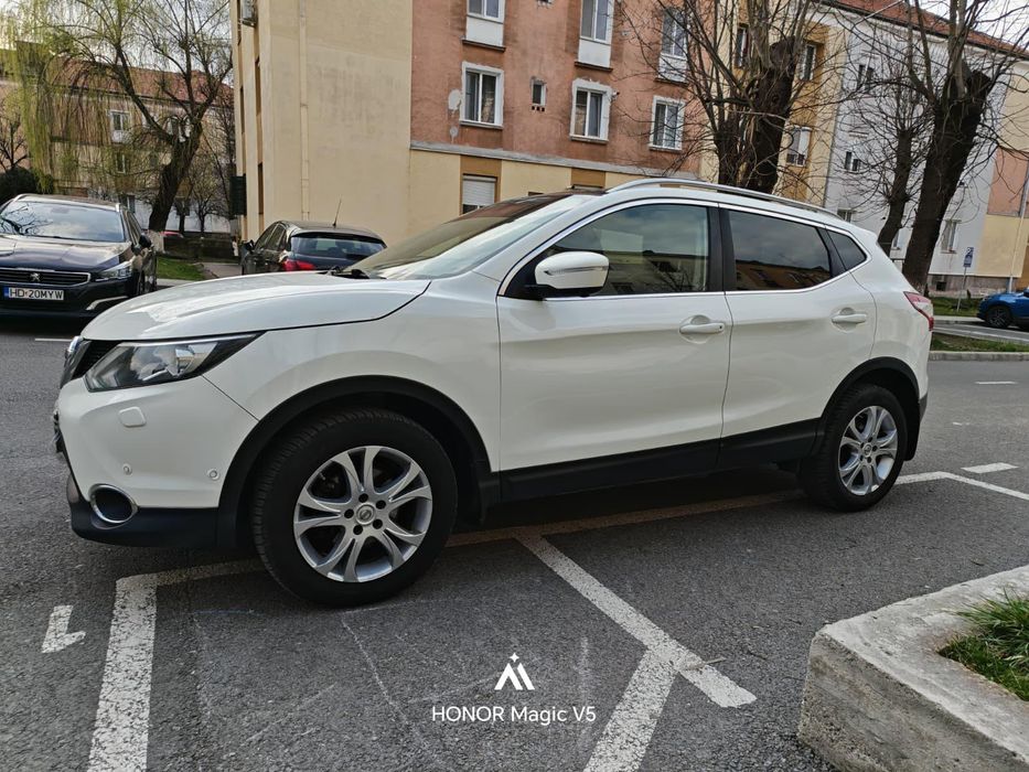 Nissan Qashqai 2015 tekna camera 360 full