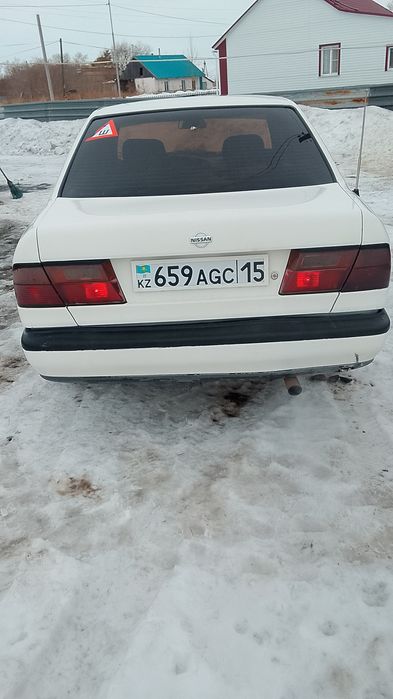 Продам нисан примера p10кусове