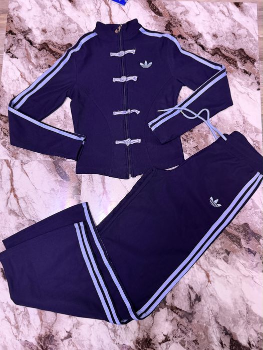 Compleu de dama  Adidas vatuit