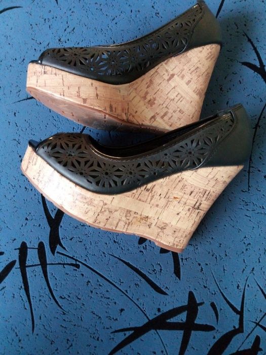 Женские туфли 37р