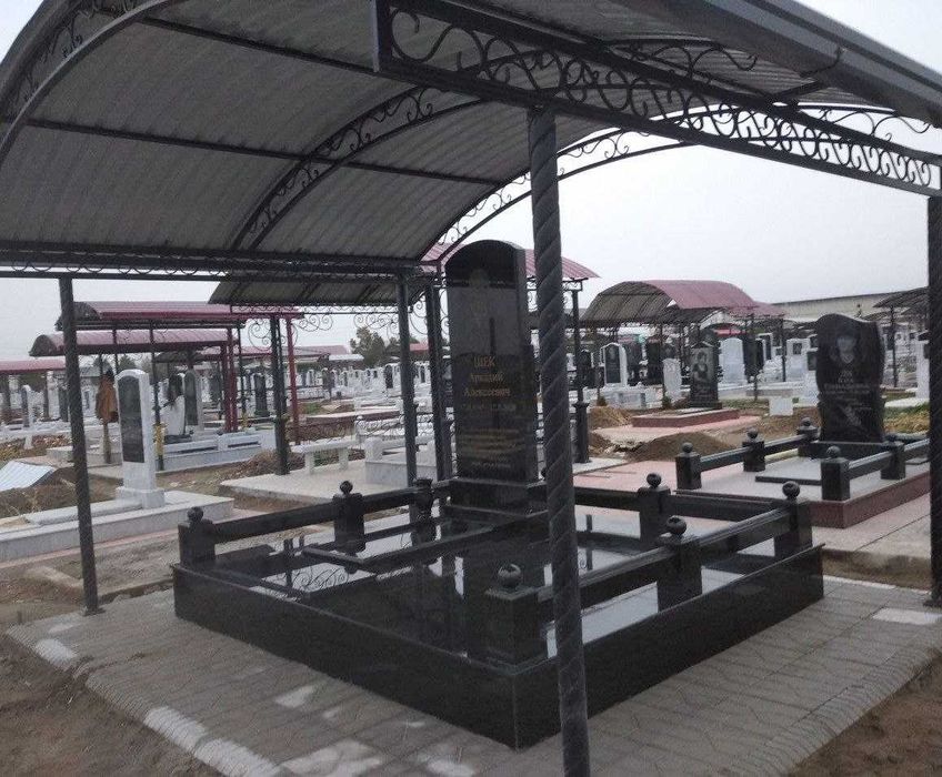 Памятники на корейском кладбище Возрождение, оптовые цены