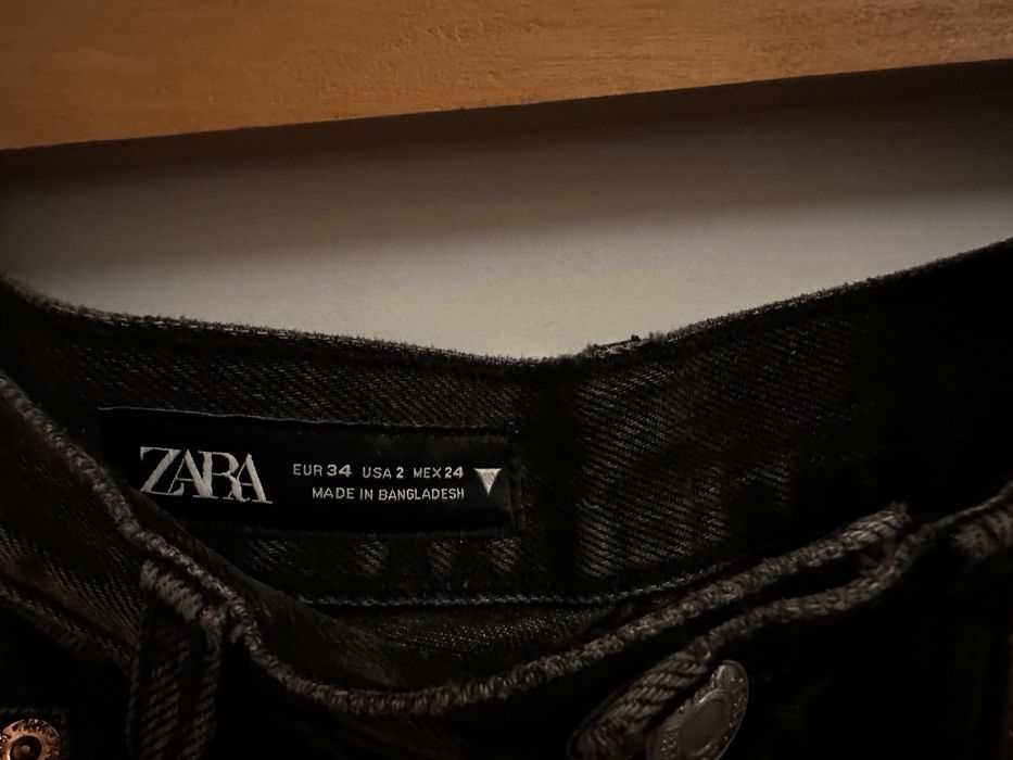 Blugi Zara mărimea 34