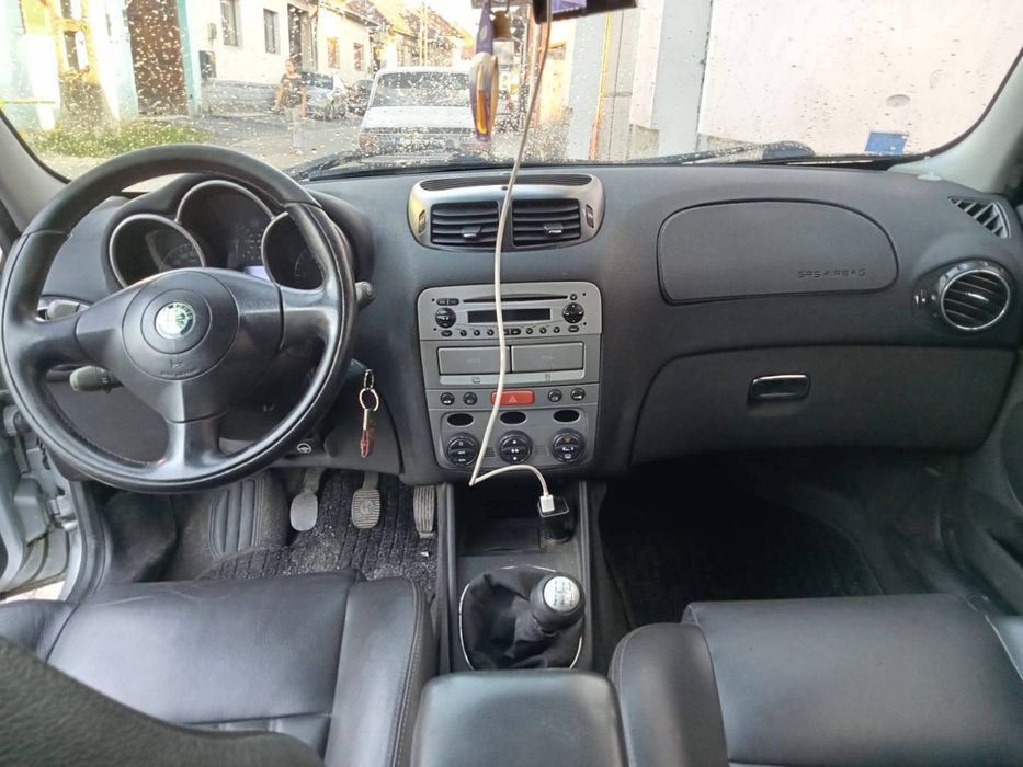 Mașină ,,Alfa Romeo”
