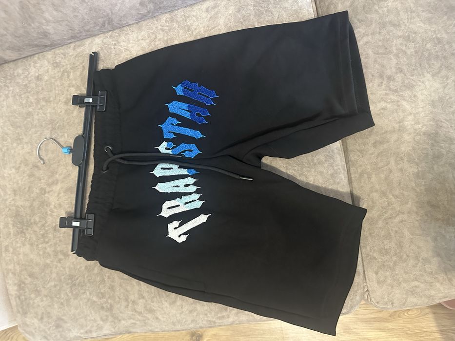 Екип Trapstar размер S