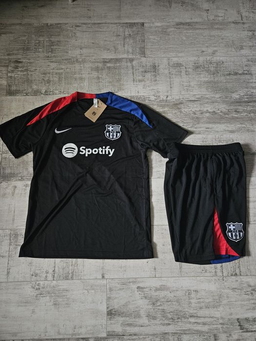 *reducere* compleuri scurte de fotbal nike/adidas