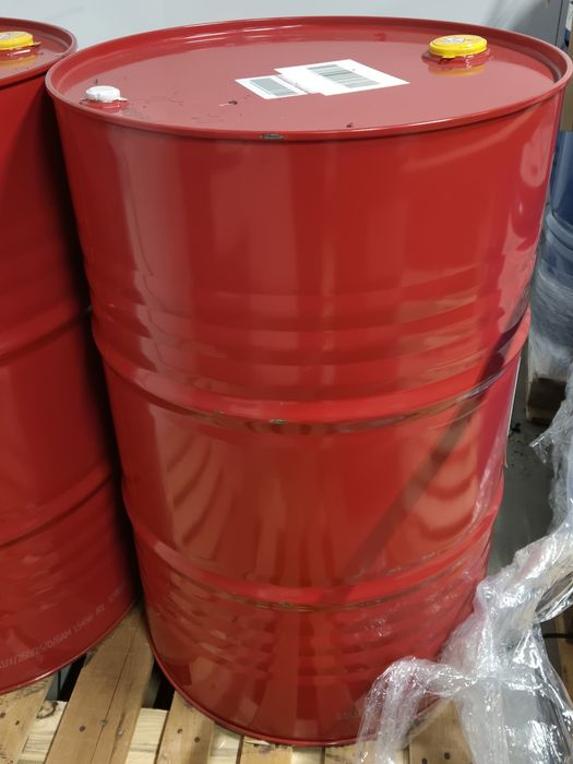 Метални варели чисто нови