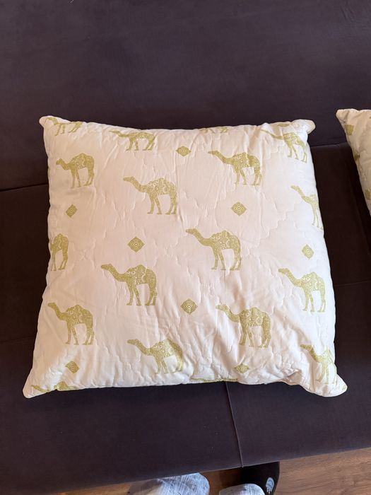 Подушки 70*70 см, верблюжья шерсть