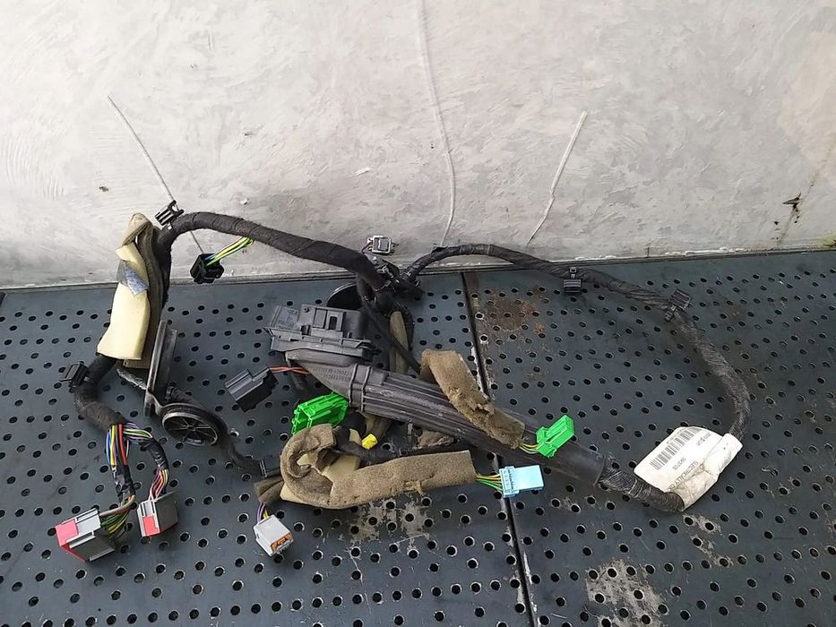 Cablaj instalatie electrica usa dreapta fata volvo xc60 d-31374749-002