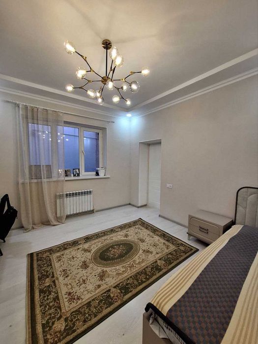 Дом 3 комнаты 1.3 сотки Азербайджанский центр, Мирабадский р-н