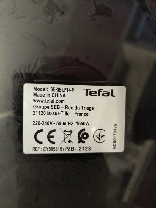 Еърфрайър Tefal LF 14 P черен