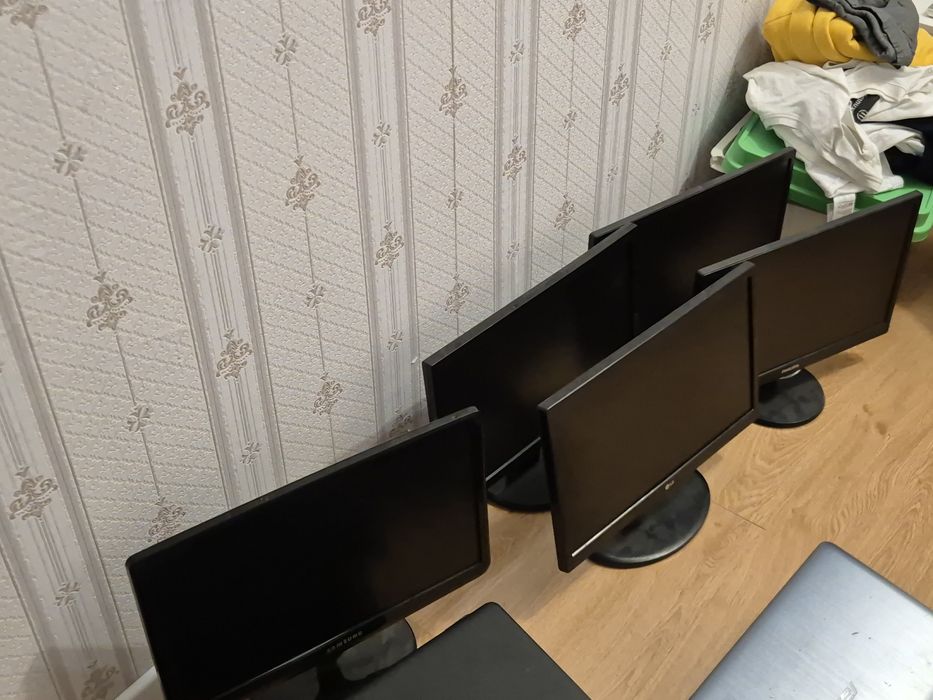 Мониторы 19 дюймов для видеонаблюдения/ПК