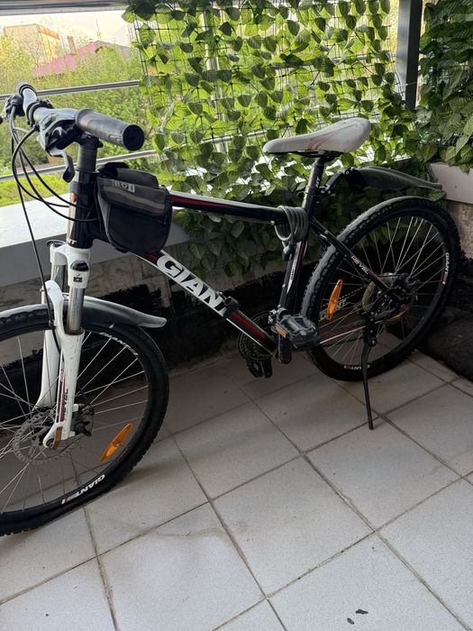 Продам велосипед Giant