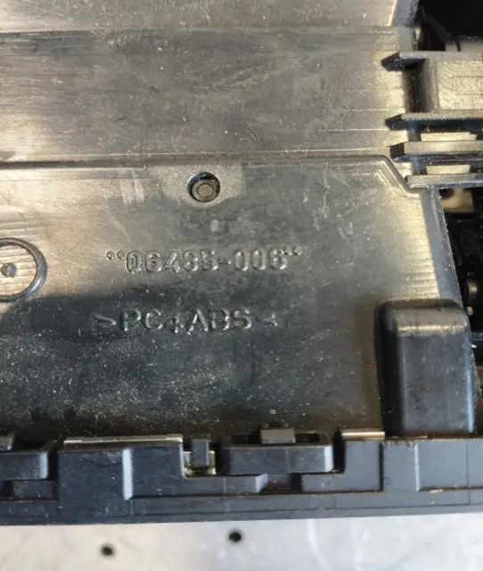 Grila ventilatie bord centru Audi A4 2008
