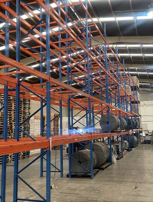 Rafturi metalice profesionale