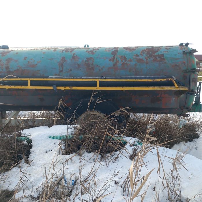 Vând vidanjă 8000 litri