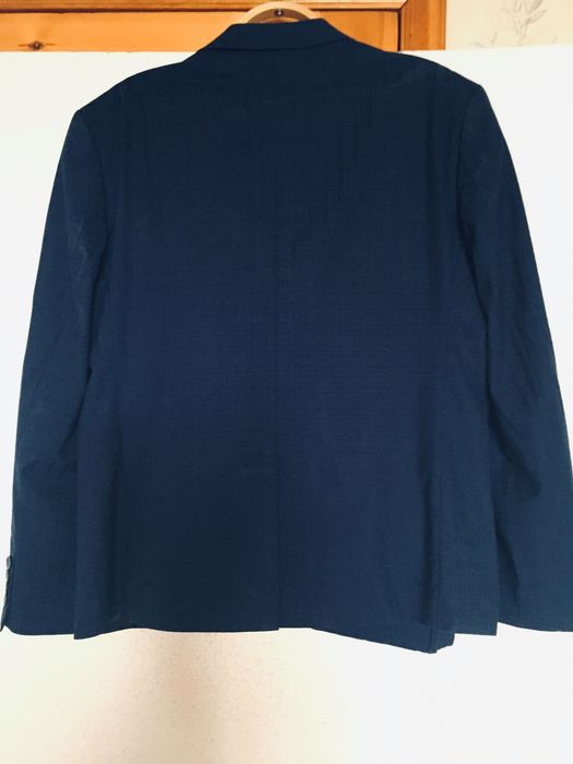 Мужской синий костюм