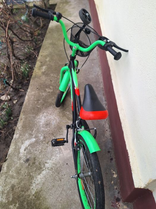 Bicicleta 20 inch si trambulina de vânzare