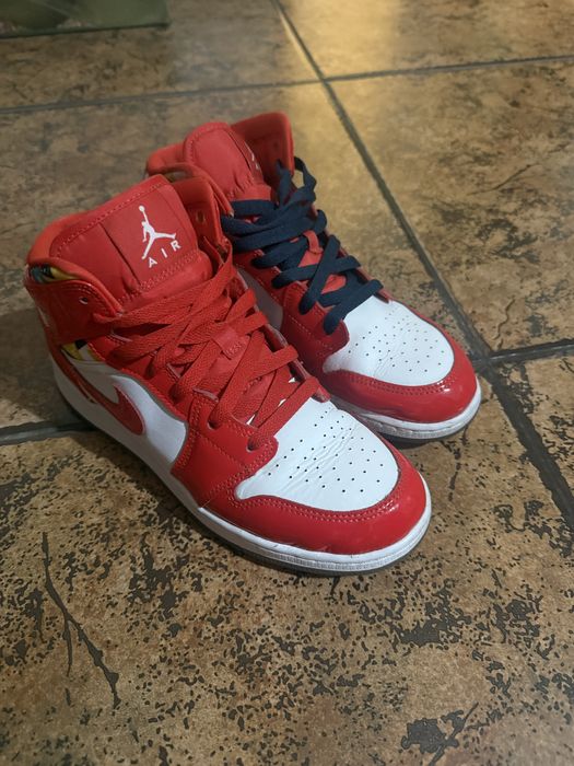 Adidasi Jordan marimea 39