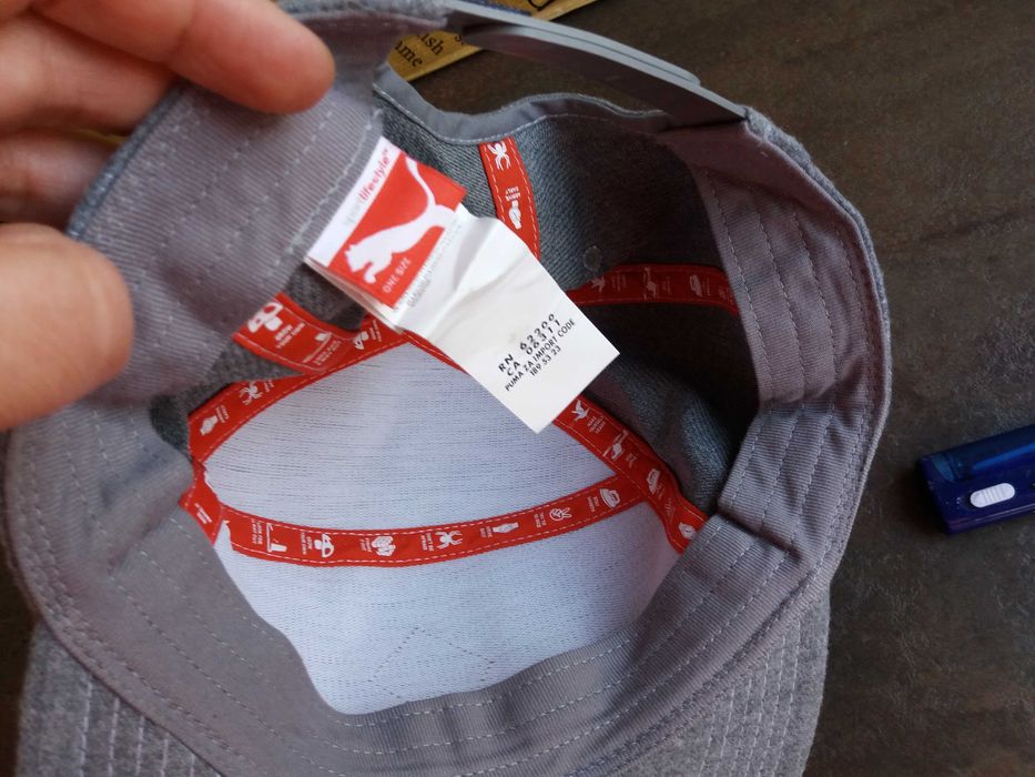 мъжка шапка с козирка Puma зимна жокейка пума,Нова!