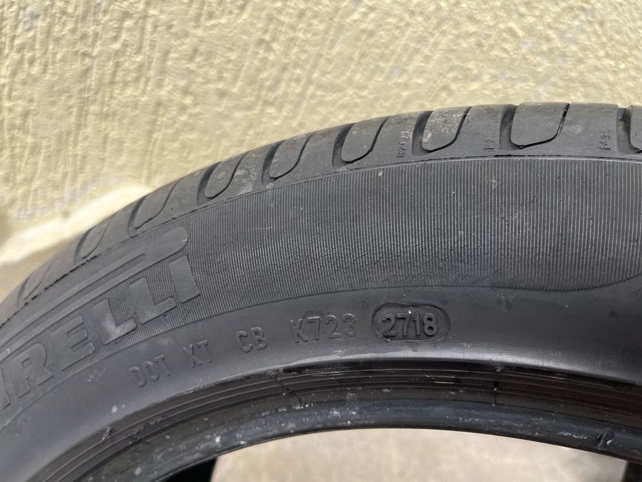 2 бр. летни гуми 245/45/17 Pirelli DOT 2718 5 mm