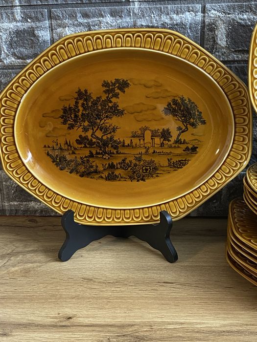 Винтидж испанска керамика чинии