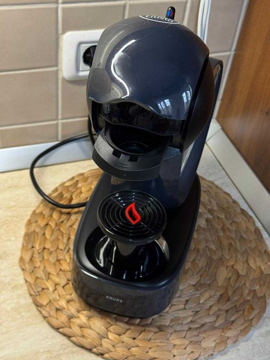 Vând espressor capsule Krups Nescafé Dolce Gusto Infinissima