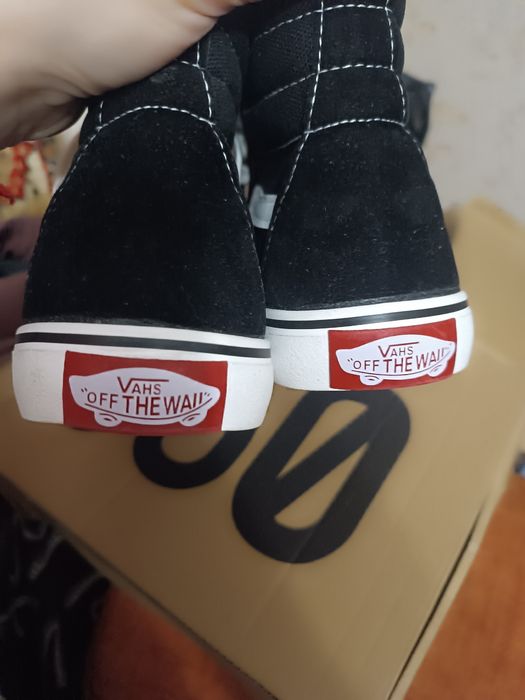 Кроссовки лёгкие VAHS