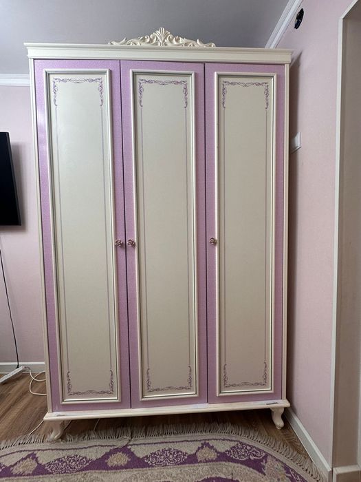 Детскии гарнитур