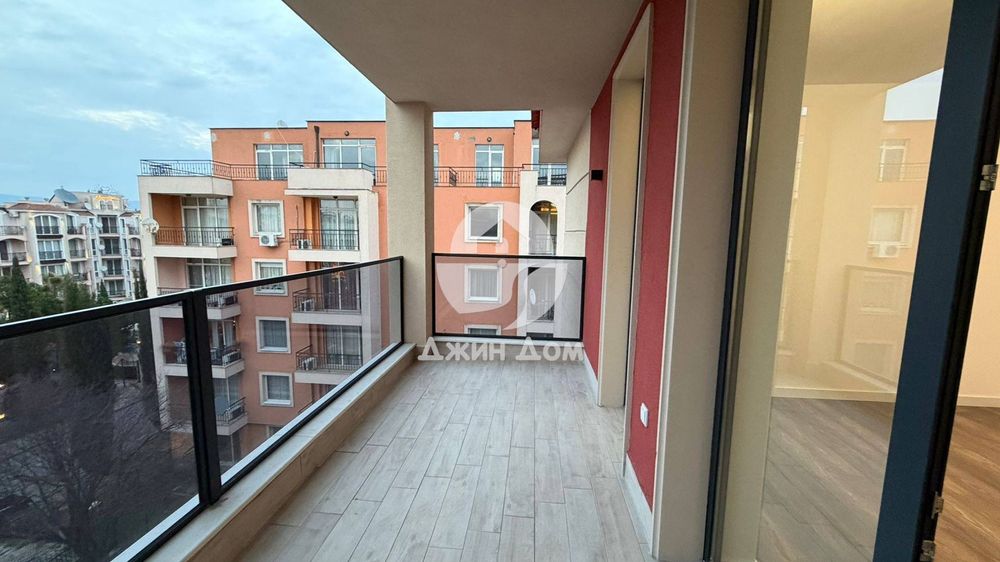 Продава се Тристаен апартамент в к.к. Слънчев бряг - 67 кв.м за 815 €/кв.м - Снимка #8