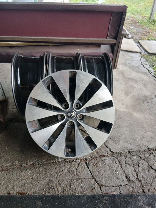 Продаются диски r18