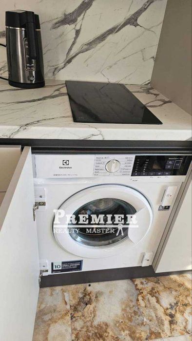 Продава се Тристаен апартамент в Свети Влас - 100 кв.м за 1176 €/кв.м - Снимка #19