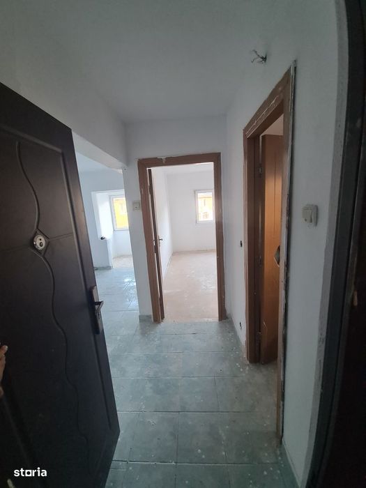 Vand Garsonieră 32m2, bl A6, str Viitorului(lângă Azil)