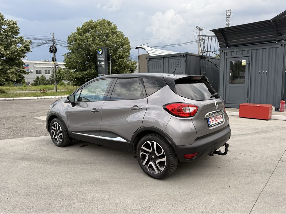 Renault Captur , 1.5 dci , Camera , Clima , Carte Service Raport Istoric Km !!