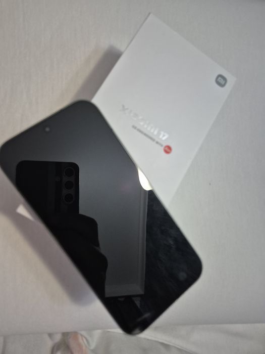 Xiaomi 17 512 ГБ