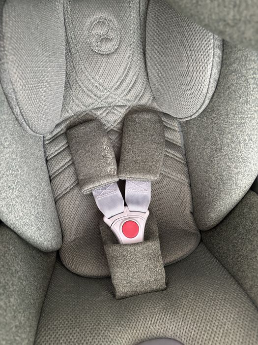 Scoica Cybex Cloud T i-size Sage Green