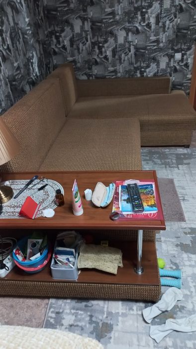 Продаётся угловой диван .