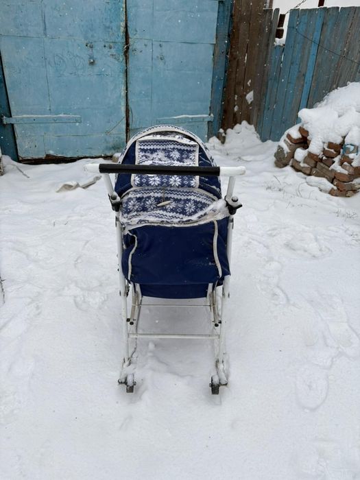 Продам детскую коляску - санки за 20000