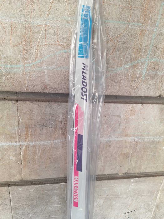 Ски Atomic - чифт