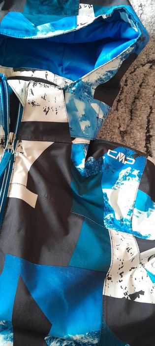 Детски якета 10-11г  ново
