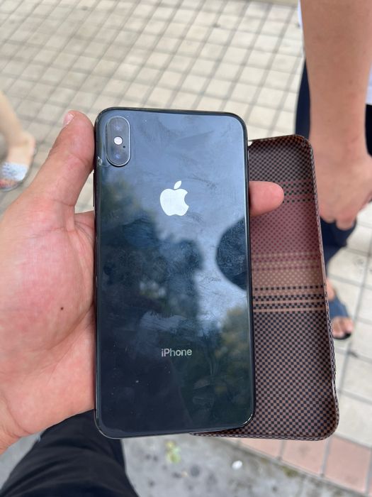 Iphone Xs max 256 gb sotiladi