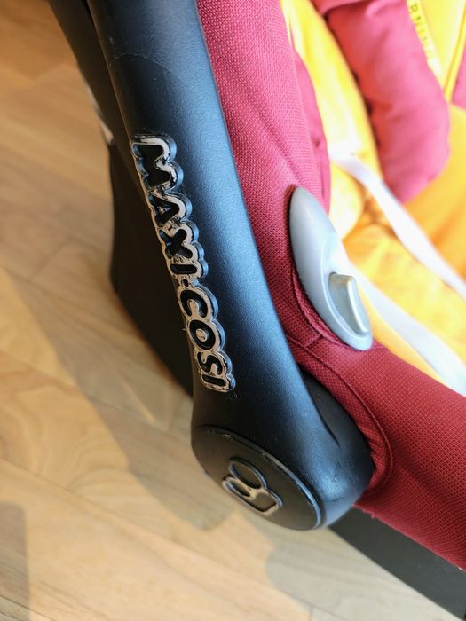 Столче за кола Maxi Cosi CabrioFix