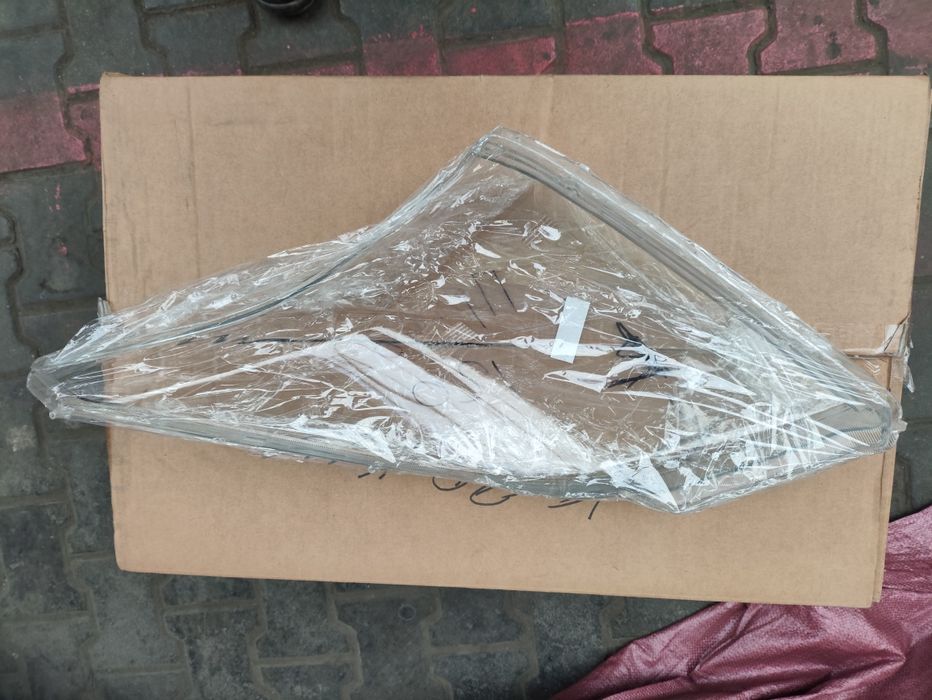 Стекло фара прадо 120