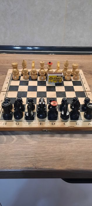 Шахматы, Ручная работа.