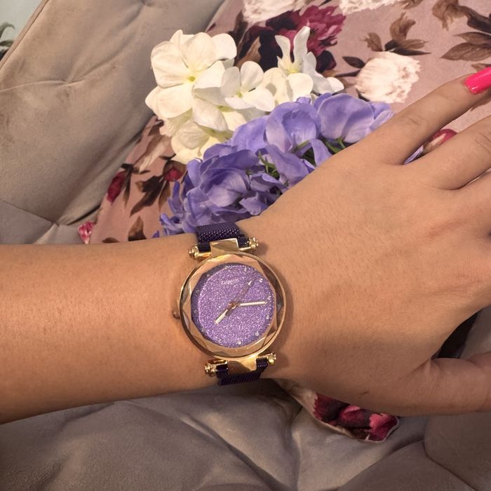 Дамски лилав чаковник със регулираща каишка