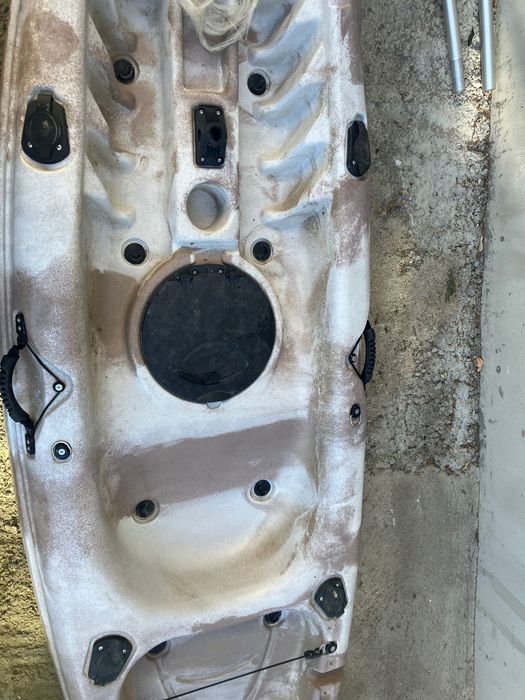 Каяк за риболов и разходка