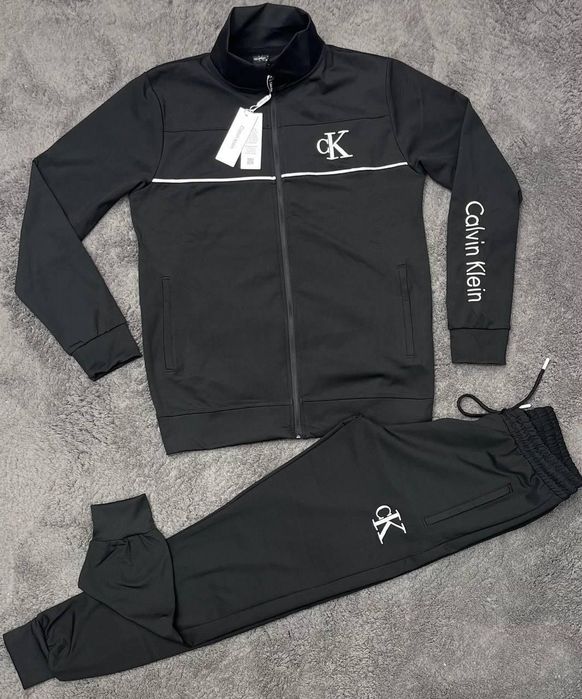 Treninguri Unisex! Toate mărimile disponibile!