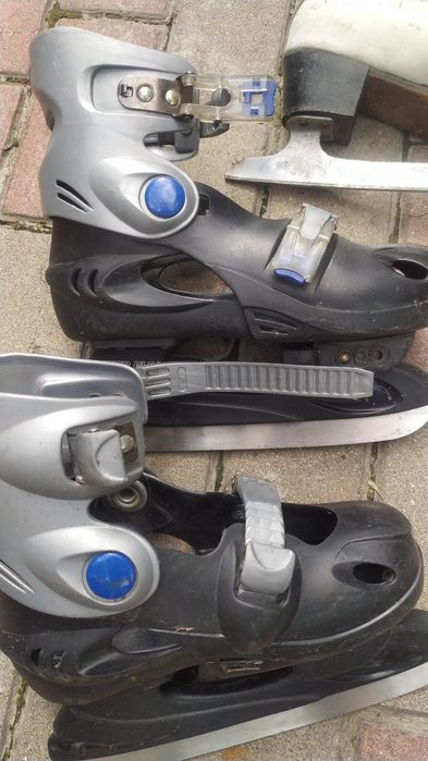 Коньки фигурные ,хоккейные