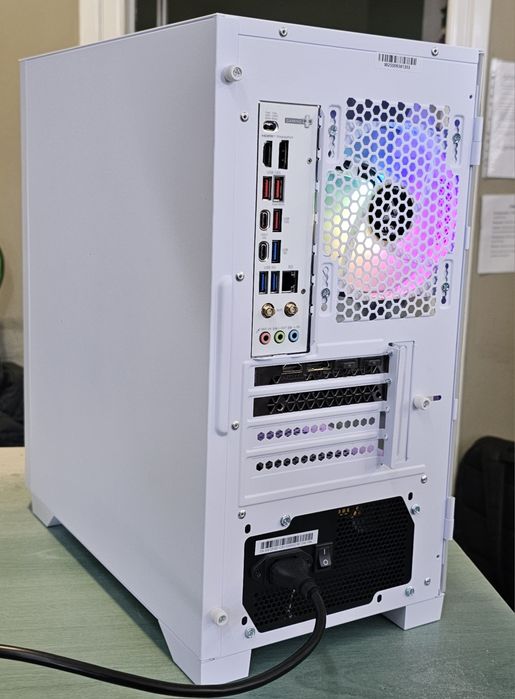 32GB DDR5, 5060TI 16GB, R5 7600X,  2TB - Gaming PC