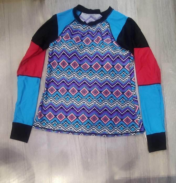 Продам Рашгард женский, новый