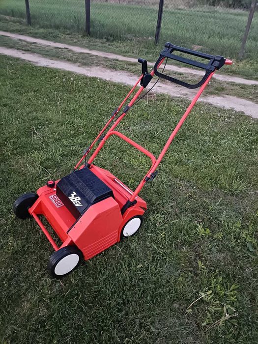 Sabo / gazon / iarba / scarificator